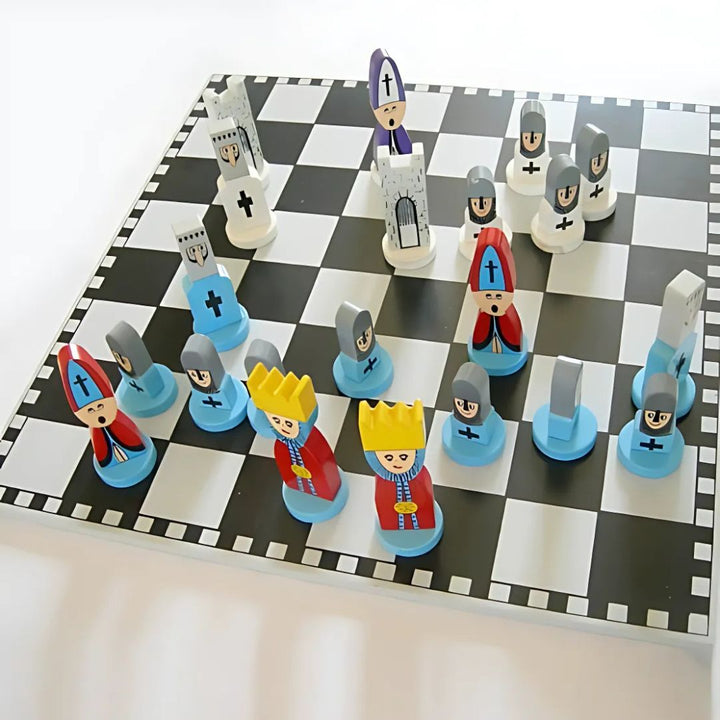 Children's Wooden Chess Set – A Fun Game to Enhance Strategic Thinking Skills