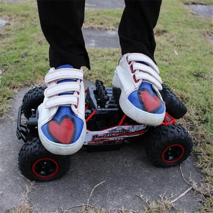 Remote-Controlled Off-Road Monster Truck – RC Adventure Vehicle
