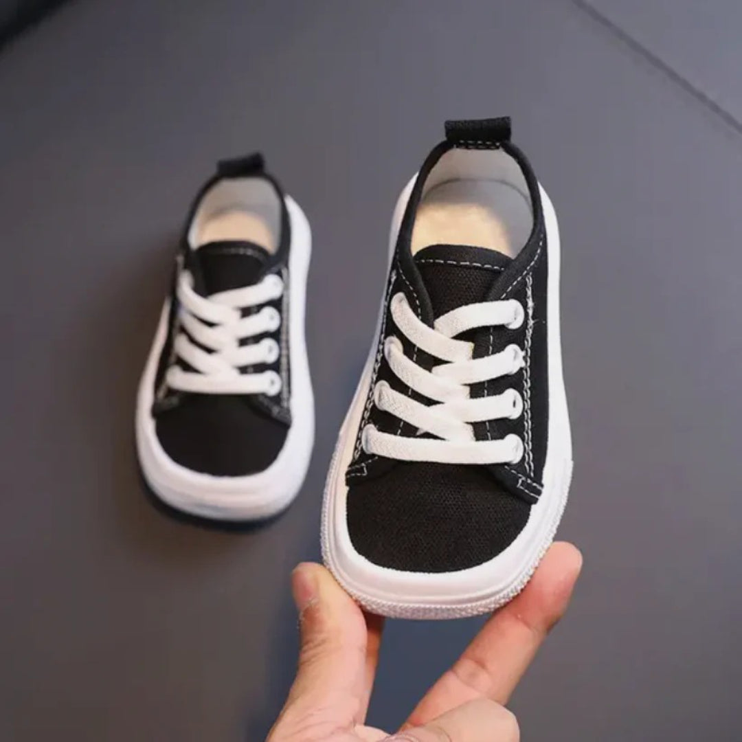 Flexible Barefoot Shoes for Natural Movement