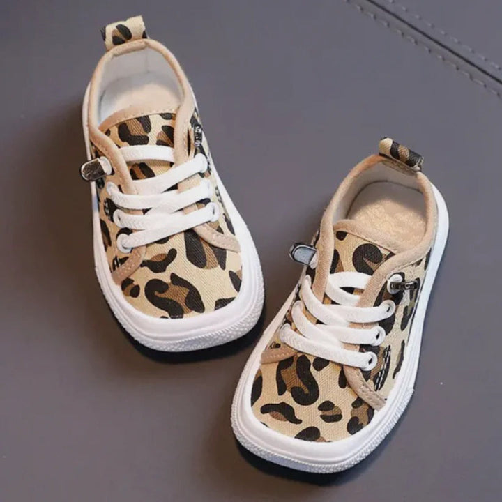 Flexible Barefoot Shoes for Natural Movement