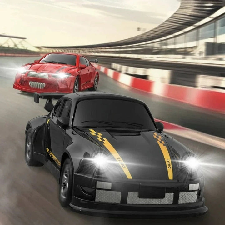 1:64 Scale RC Drift Car – Compact Remote-Control Racing Vehicle